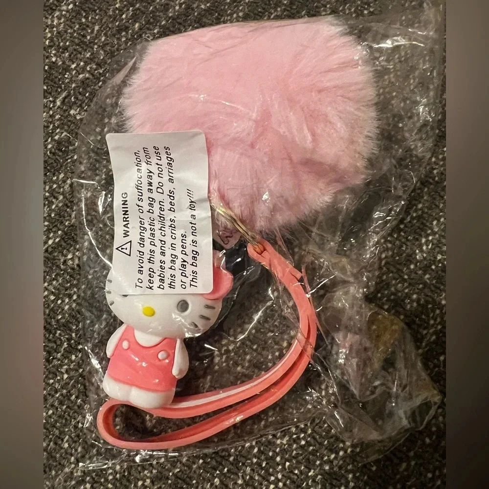 NWT Hello Kitty Keychain